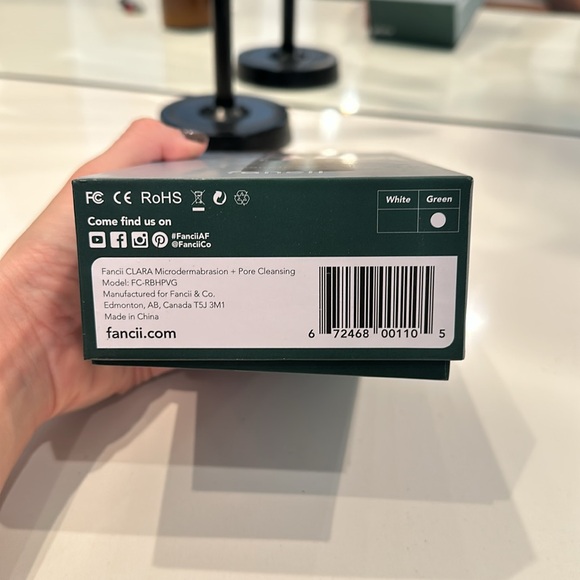 Clara - Microdermabrasion + Pore Cleansing - Picture 10 of 13